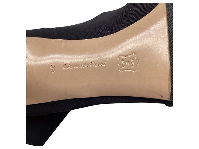 Botines Osaka Stretch Gianvito Rossi en viscosa negra Negro - vista 8