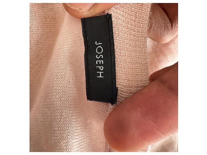 Pull à manches longues et col en V Joseph en cachemire couleur pêche - vue 4