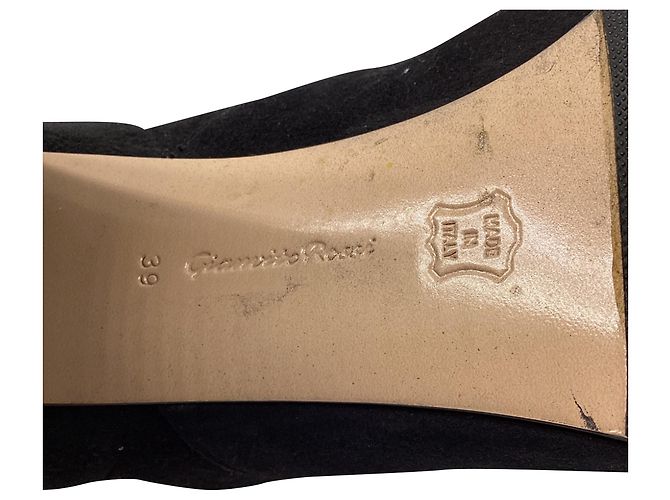 Botines de tacón Gianvito Rossi en ante negro - vista 9