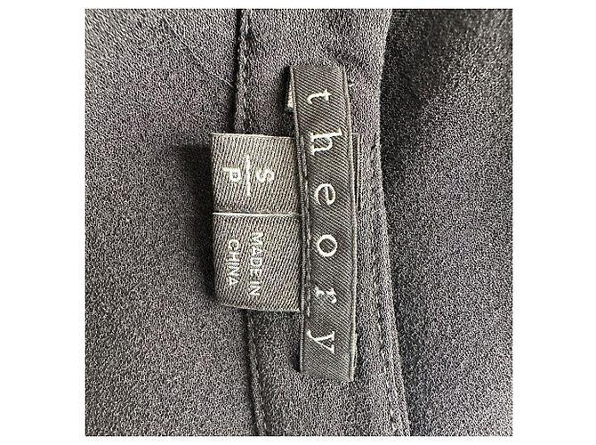 Blusa de manga curta Theory em seda preta Preto - vista 4