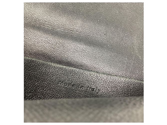 Céline Celine Trotteur Small Crossbody Bag aus schwarzem Leder - Ansicht 15