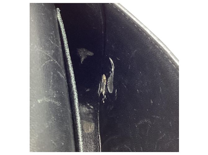 Céline Celine Trotteur Small Crossbody Bag aus schwarzem Leder - Ansicht 8