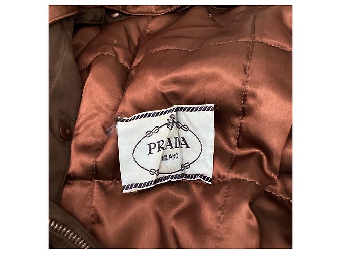 Prada Bomberjacke mit Pelzkragen aus braunem Polyester Rot - Ansicht 10