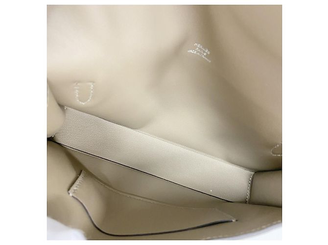 Hermès Borsa a tracolla Hermes Nap To Go Grizzly in Etoupe Gray Taupe - vista 4