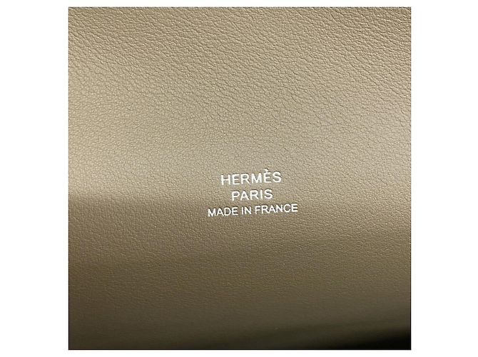 Hermès Borsa a tracolla Hermes Nap To Go Grizzly in Etoupe Gray Taupe - vista 5
