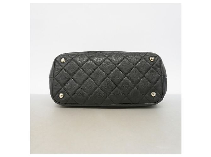 Borsa Tote Chanel in pelle di vitello grana nera Nero - vista 3