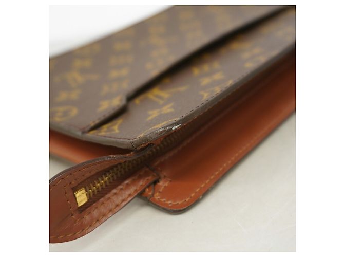Louis Vuitton Monogram Pochette Homme Clutch Bag Marron - vue 8