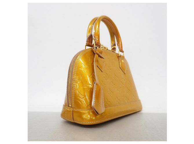 Bolsa Louis Vuitton Alma BB Vernis - vista 2