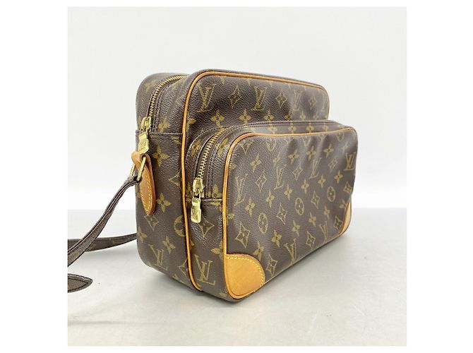 Bolso de hombro Louis Vuitton Monogram Nile Castaño - vista 2