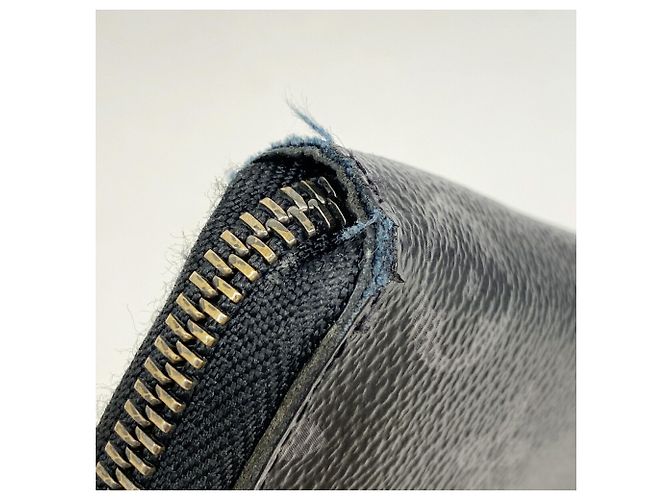 Louis Vuitton Monogram Eclipse Zippy Wallet Black - view 5
