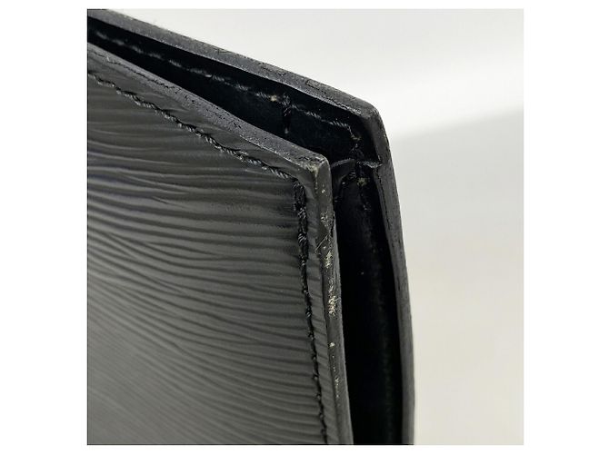Sac à main Louis Vuitton Epi Saint Jacques Noir - vue 6