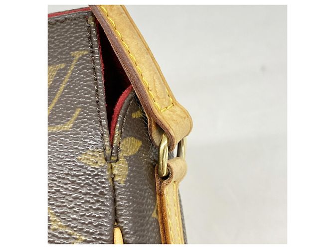 Bolso Louis Vuitton Monogram Recital Castaño - vista 9