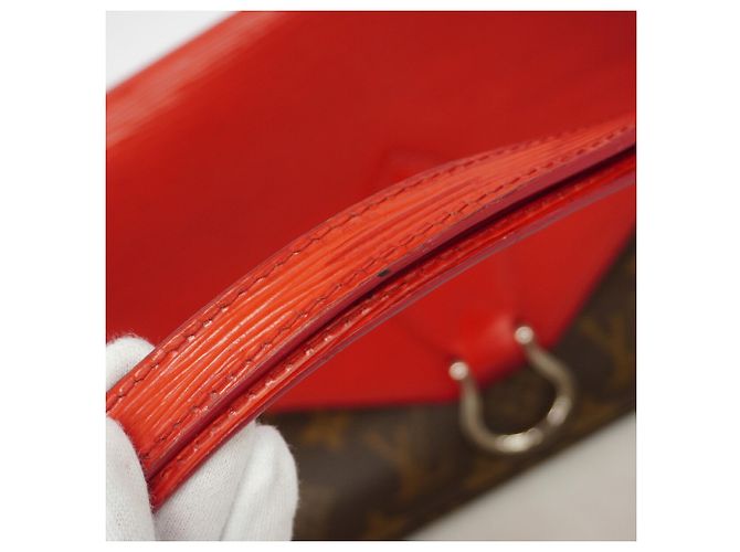 Sac à épaule Louis Vuitton Monogram Saint Michel Marron Rouge - vue 8