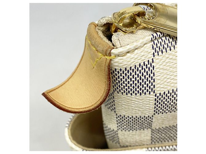 Sac cabas Louis Vuitton Damier Azur Totally PM Blanc - vue 7