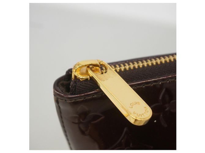 Sac à main Louis Vuitton Vernis Bellevue PM Bordeaux - vue 8