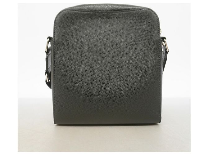 Sac à épaule Louis Vuitton Taiga Anton Pochette Gris - vue 10