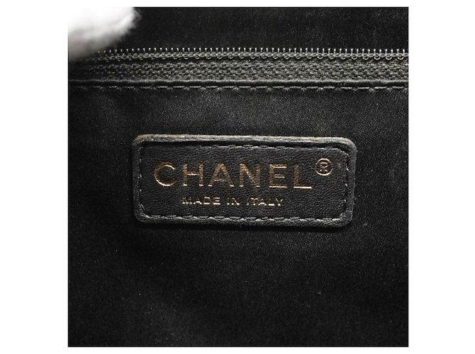 Borsa Tote Chanel in pelle di vitello martellata nera Nero - vista 5