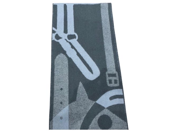 Hermès Estola Hermes Lady Steady Go en cashmere azul - vista 3