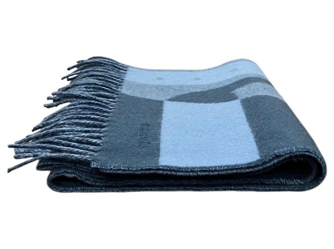Hermès Estola Hermes Lady Steady Go en cashmere azul - vista 7