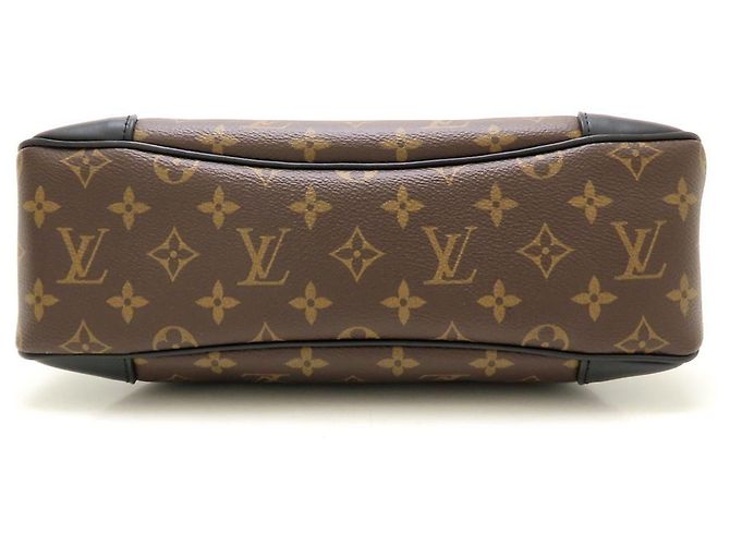 Bolsa de Ombro Louis Vuitton Monogram Odeon NM MM Marrom Preto - vista 4
