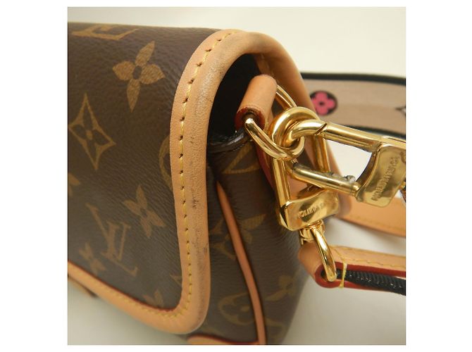 Bolso de hombro Louis Vuitton Monogram Diane Castaño - vista 12