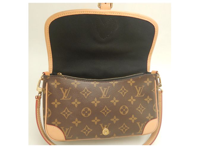 Bolso de hombro Louis Vuitton Monogram Diane Castaño - vista 5