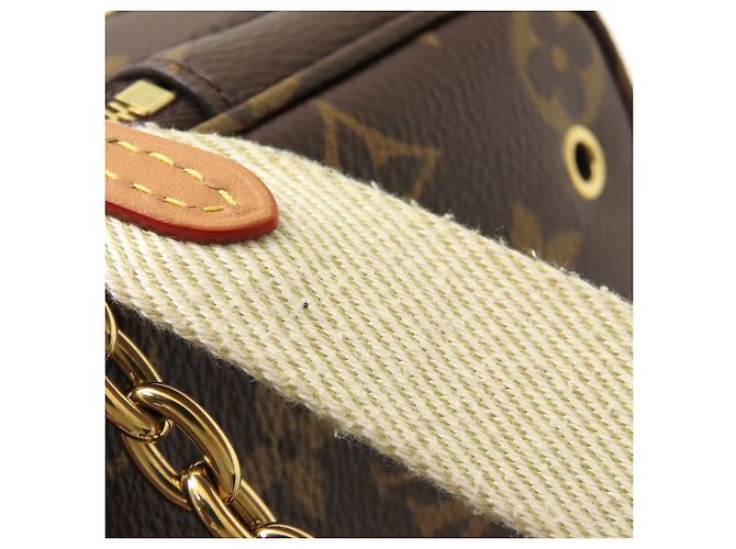 Borsa a tracolla Louis Vuitton Monogram Utility Marrone - vista 18