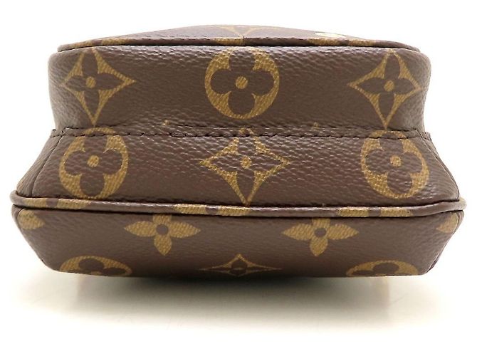 Borsa a tracolla Louis Vuitton Monogram Utility Marrone - vista 4