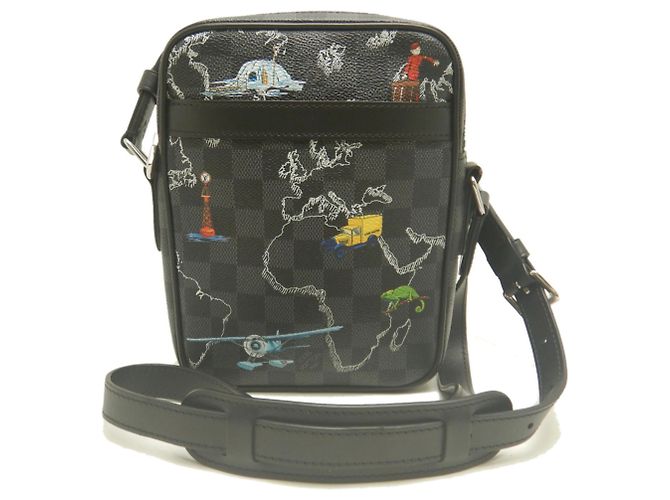 Bolsa de Ombro Louis Vuitton Damier Graphite Map Danube PM NM Preto - vista 2