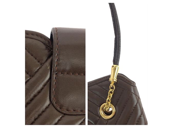 BALLY Vintage gesteppte braune Leder-Schultertasche mit Kette - Ansicht 5