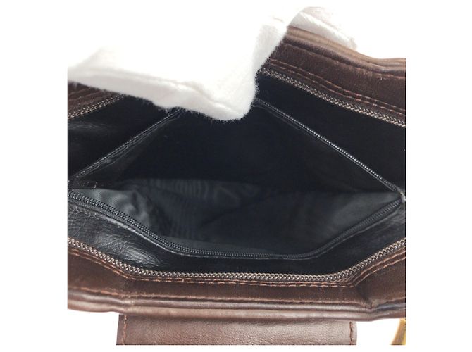BALLY Vintage gesteppte braune Leder-Schultertasche mit Kette - Ansicht 9