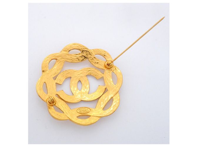 Broche Chanel banhada a ouro Dourado - vista 6