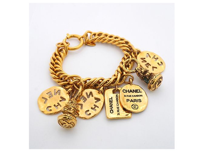 Pulseira de Berloques Banhada a Ouro Chanel Dourado - vista 2
