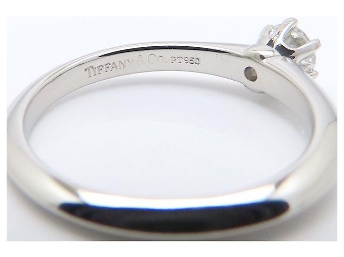 Autre Marque Anello solitario con diamante Tiffany & Co. - vista 9