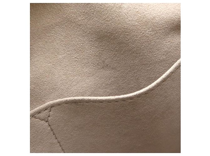 Louis Vuitton Monogram Empreinte Bicolor OnTheGo PM Handtasche Grau - Ansicht 12
