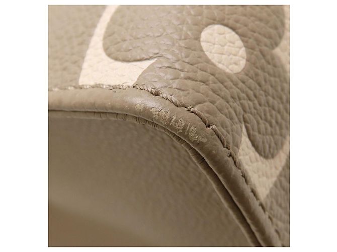 Louis Vuitton Monogram Empreinte Bicolor OnTheGo PM Handtasche Grau - Ansicht 21