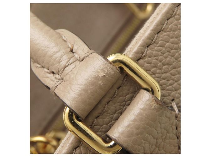 Louis Vuitton Monogram Empreinte Bicolor OnTheGo PM Handtasche Grau - Ansicht 23