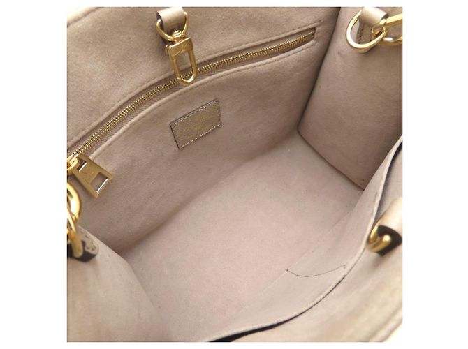 Louis Vuitton Monogram Empreinte Bicolor OnTheGo PM Handtasche Grau - Ansicht 6