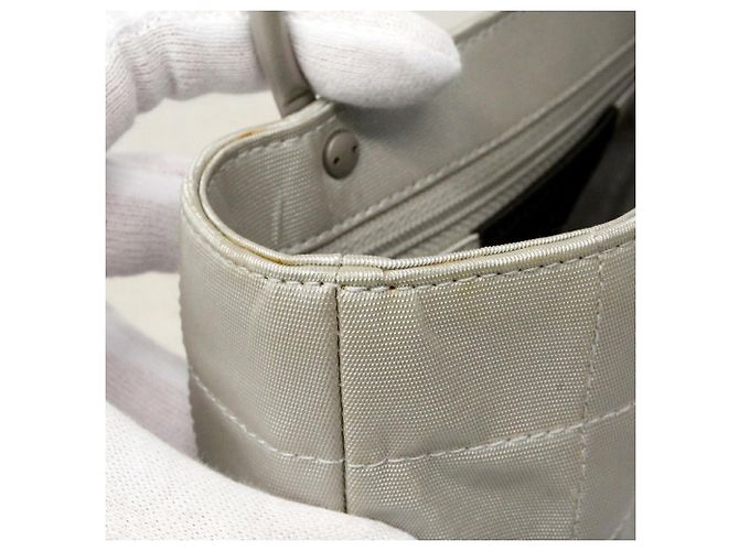 Sac à main Chanel en nylon gris Marron - vue 7