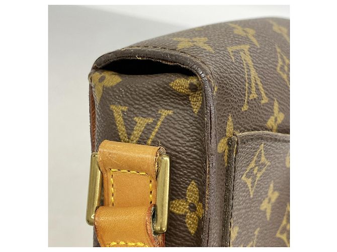 Bolso de hombro Louis Vuitton Monogram Saint Cloud GM Castaño - vista 7