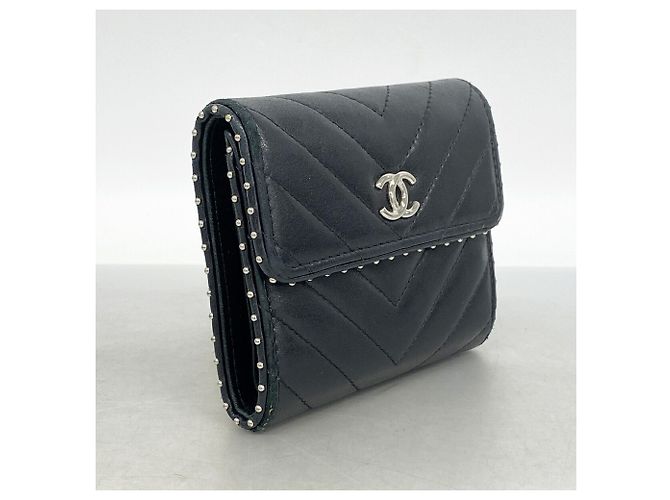 Chanel Tri-fold Portemonnaie aus schwarzem Lammleder - Ansicht 2