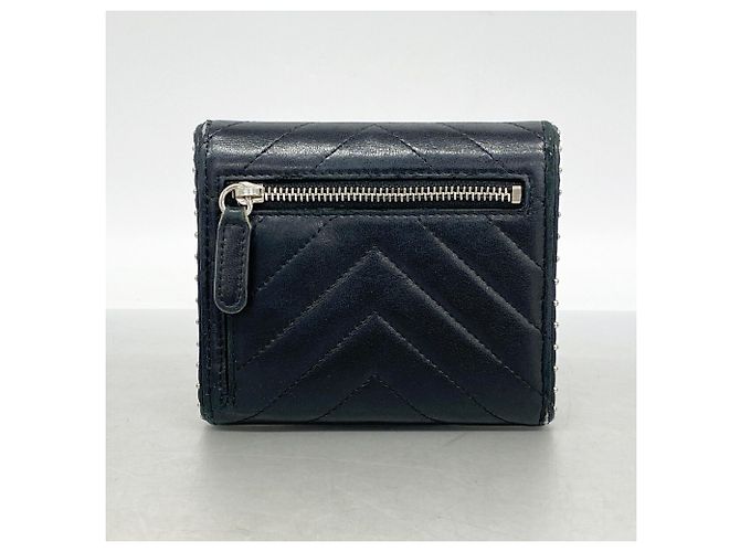 Chanel Tri-fold Portemonnaie aus schwarzem Lammleder - Ansicht 8
