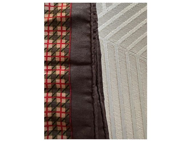 Givenchy Seidentuch mit Karomuster Braun Rot Beige Grün - Ansicht 3