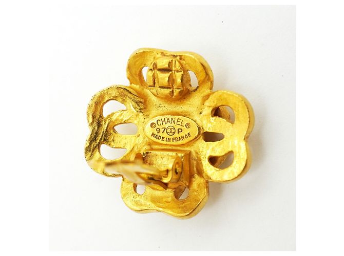 Brincos de pressão Chanel Gold Dourado - vista 4