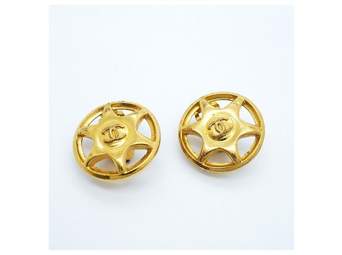 Pendientes de clip Chanel chapados en oro Dorado - vista 2