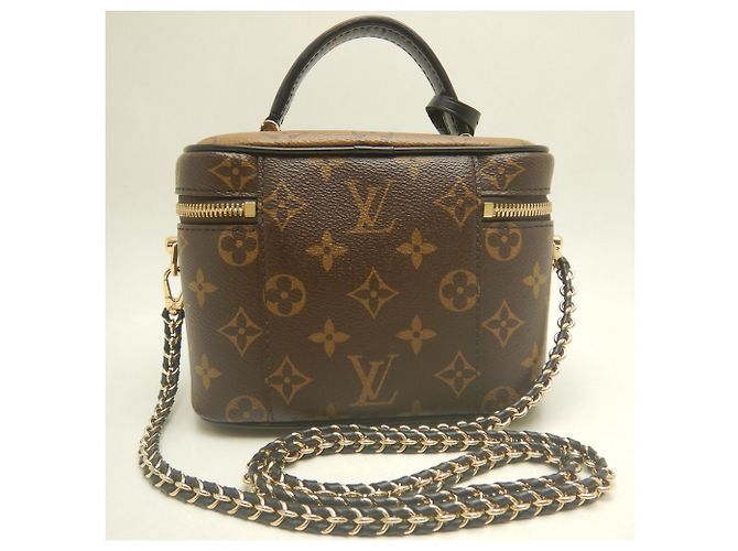 Borsa Louis Vuitton Monogram Reverse Vanity PM Marrone Monogramma - vista 3
