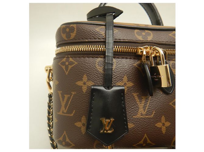 Borsa Louis Vuitton Monogram Reverse Vanity PM Marrone Monogramma - vista 8