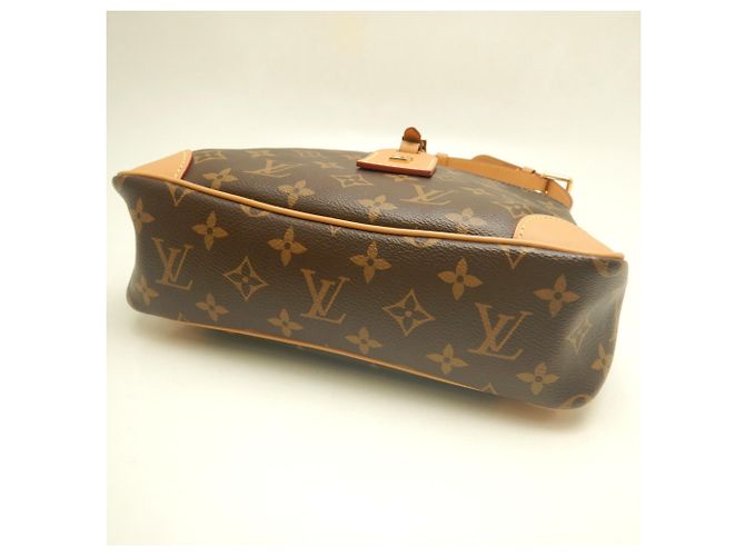 Louis Vuitton Monogram Odeon NM PM Shoulder Bag Brown - view 13