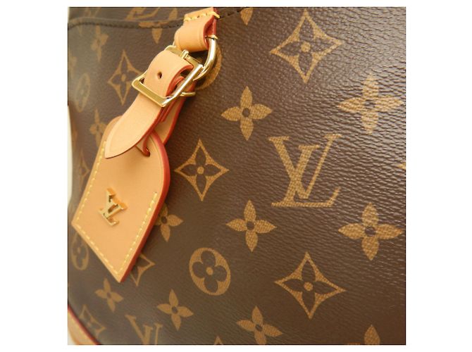 Louis Vuitton Monogram Odeon NM PM Shoulder Bag Brown - view 8