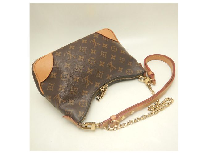 Bolso de hombro Louis Vuitton Monogram Boulogne PM Castaño Monograma - vista 3